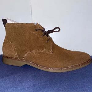 “Uliellan” chukka boot NEW
